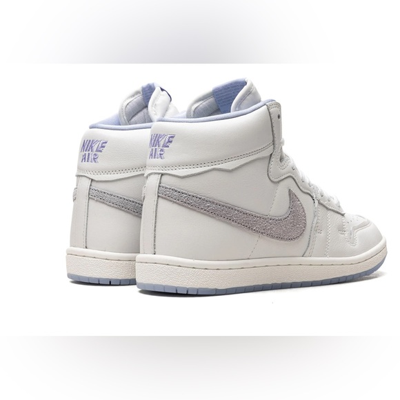 Women’s Air Ship PE SP “Forget-Me-Nots” - Picture 2 of 10